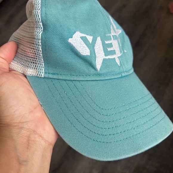 Yeti Blue and White Fish Cap - Picture 4 of 7